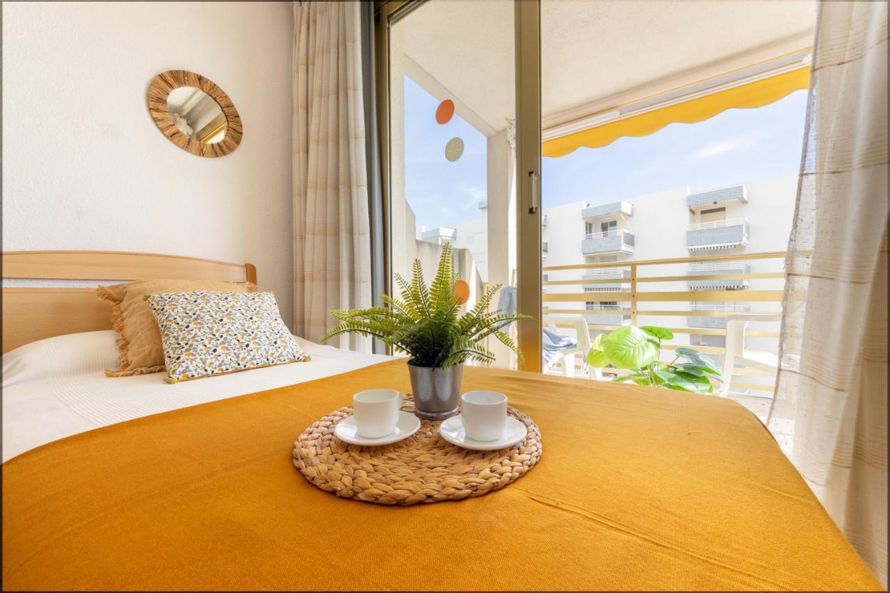 Novelty 2 Habitaciones Vista Al Mar サロウ エクステリア 写真