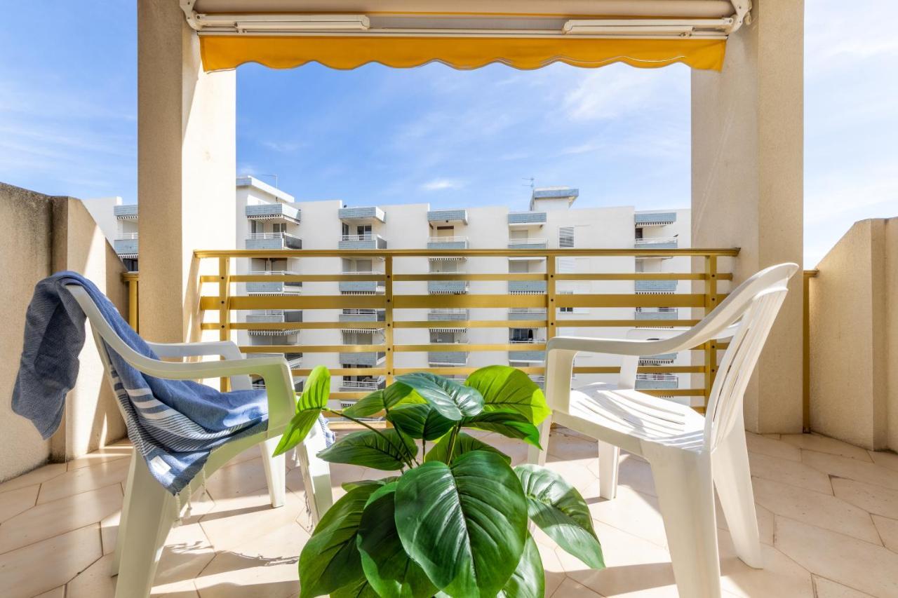 Novelty 2 Habitaciones Vista Al Mar サロウ エクステリア 写真